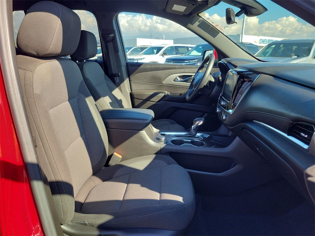 2023 Chevrolet Traverse LT