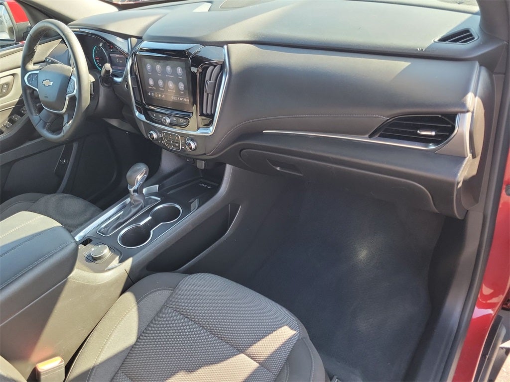 2023 Chevrolet Traverse LT