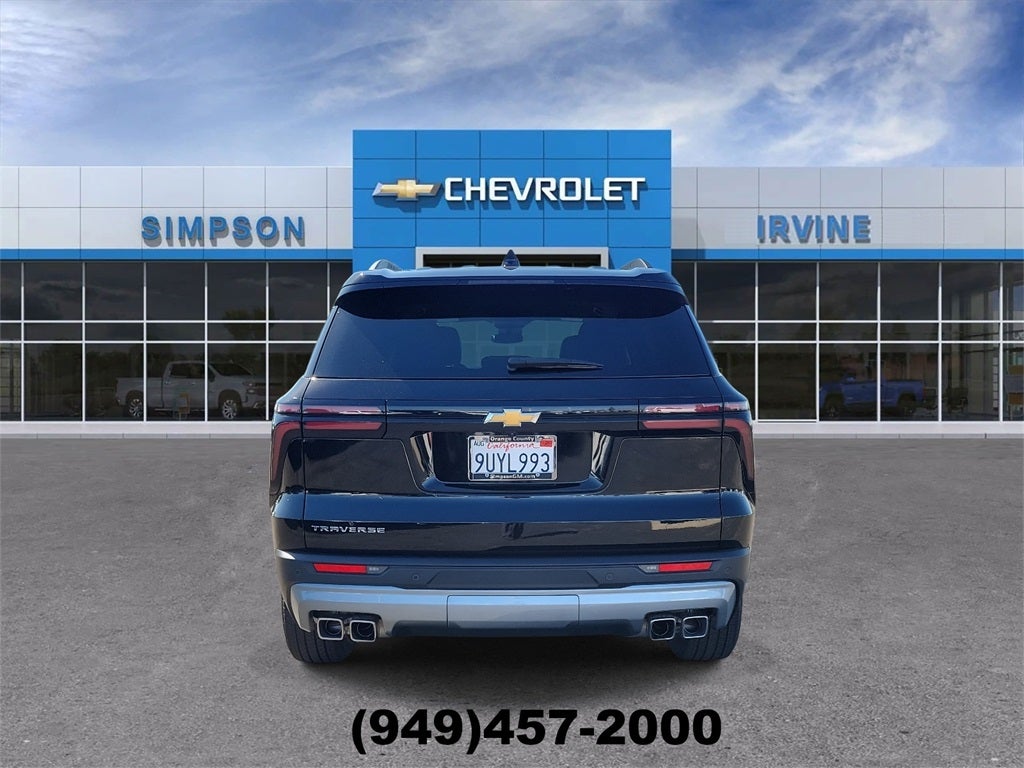 2025 Chevrolet Traverse LT