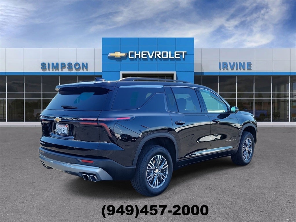 2025 Chevrolet Traverse LT