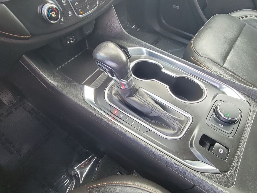 2021 Chevrolet Traverse LT Leather