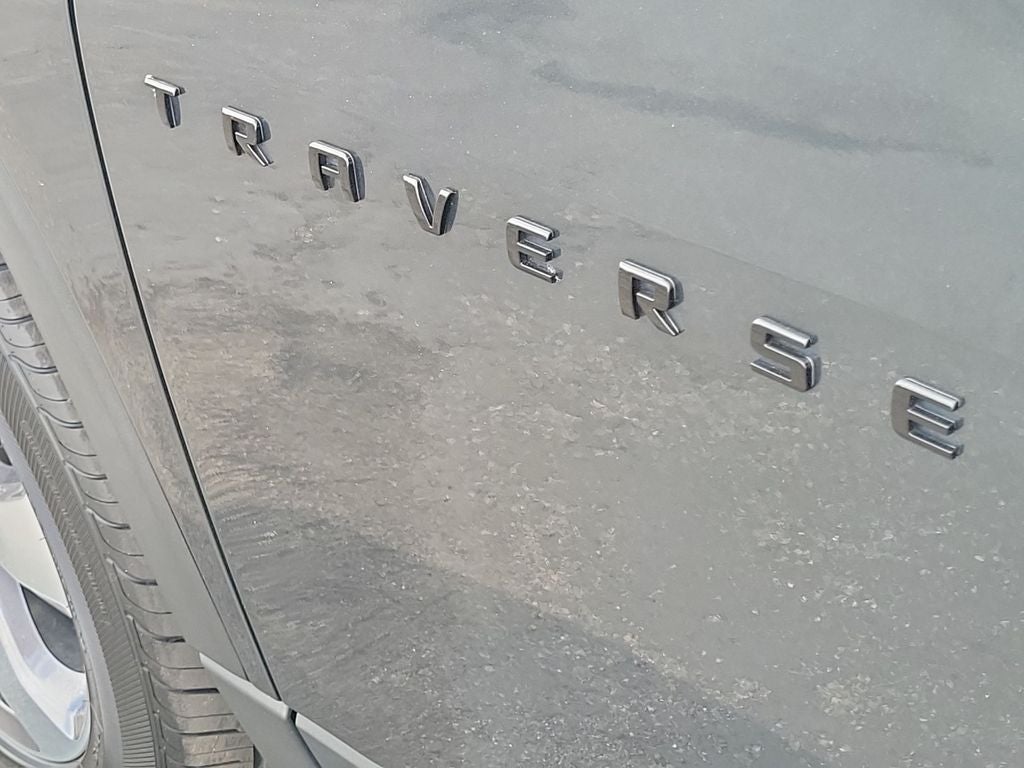 2021 Chevrolet Traverse LT Leather