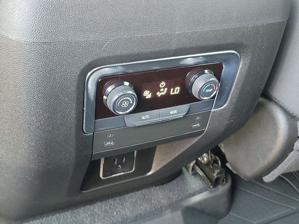 2025 Chevrolet Tahoe LS