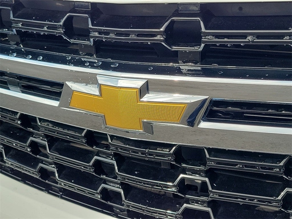 2024 Chevrolet Suburban LS