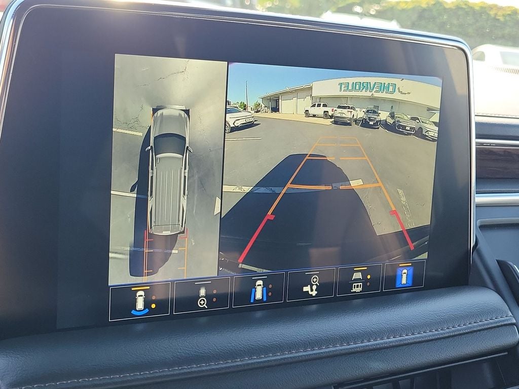 2023 Chevrolet Suburban High Country