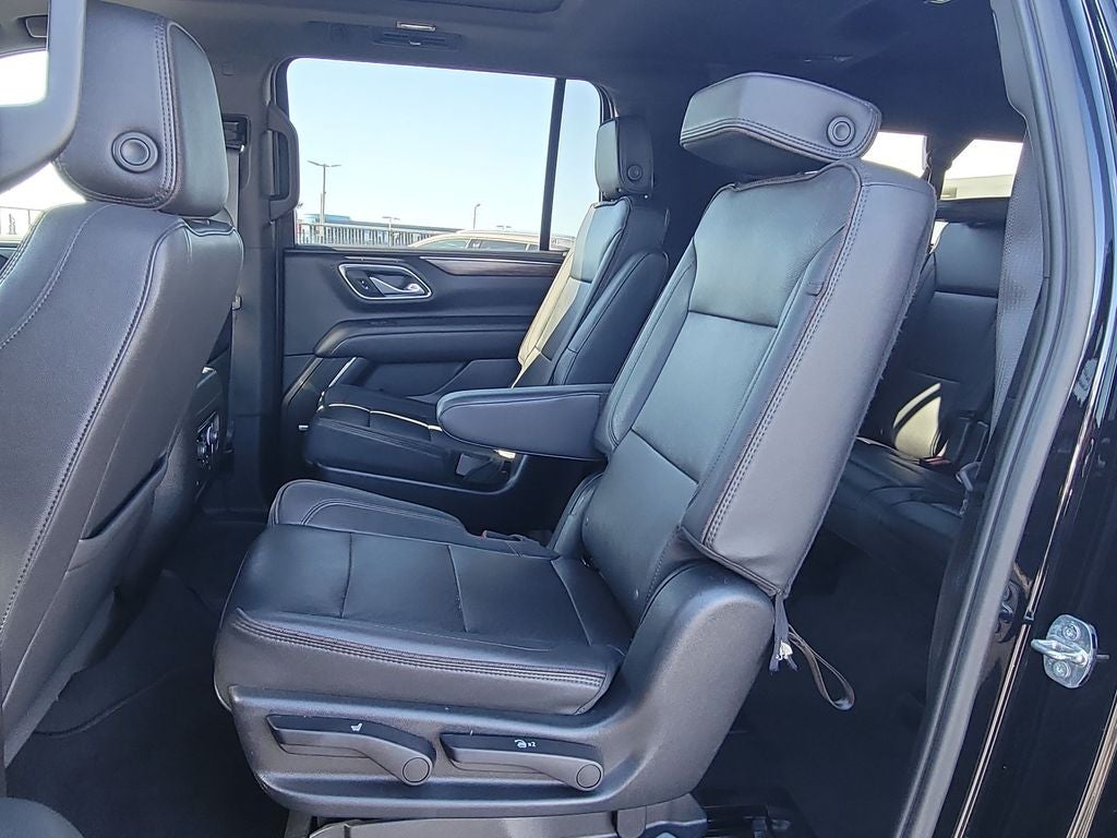 2023 Chevrolet Suburban High Country