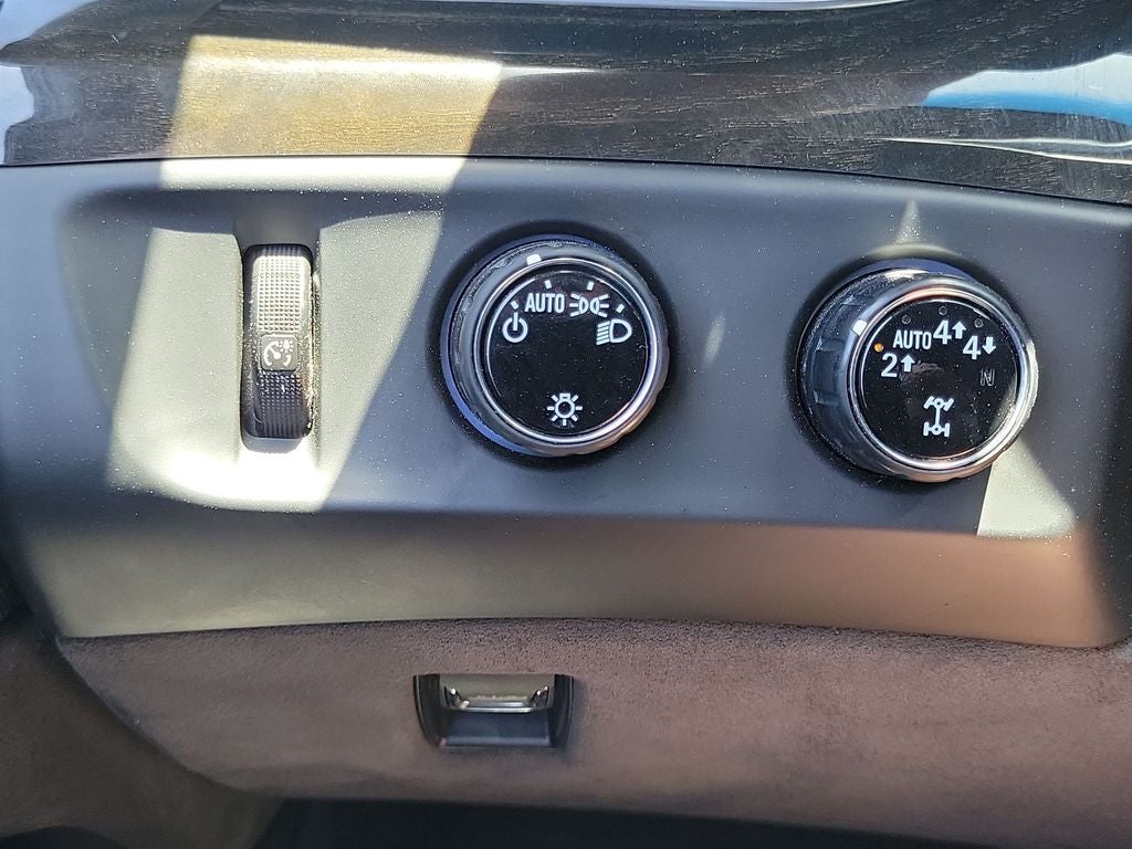 2019 Cadillac Escalade Esv Platinum Edition