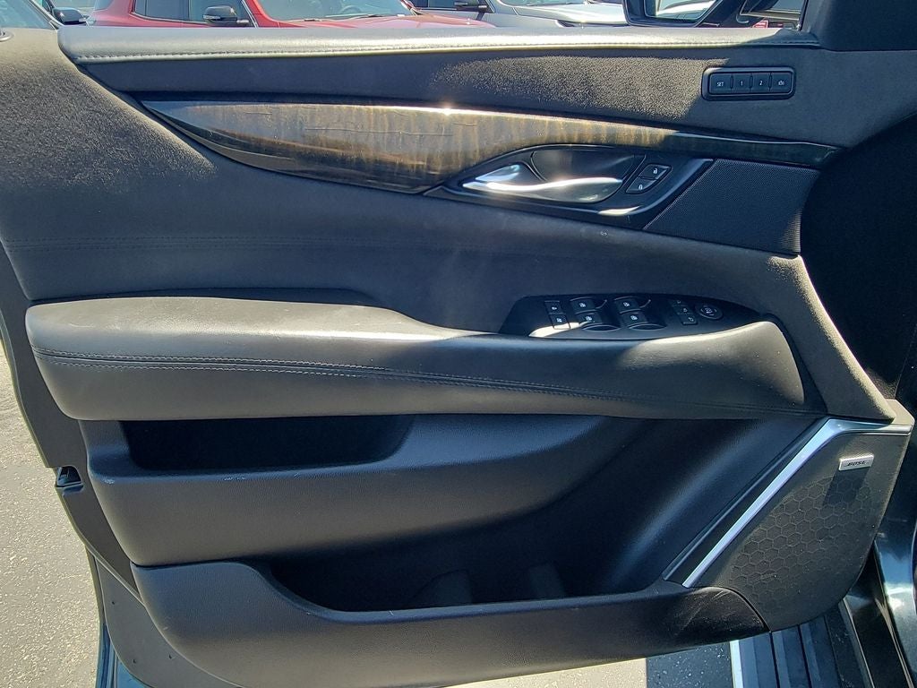 2019 Cadillac Escalade Esv Platinum Edition