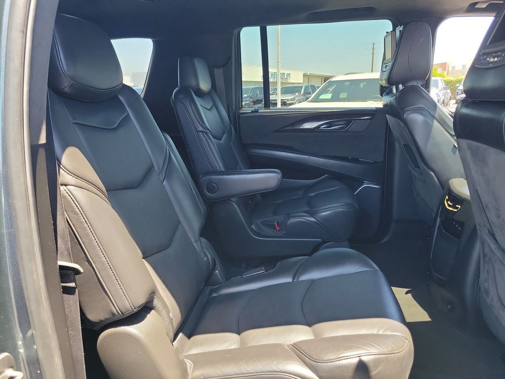2019 Cadillac Escalade Esv Platinum Edition