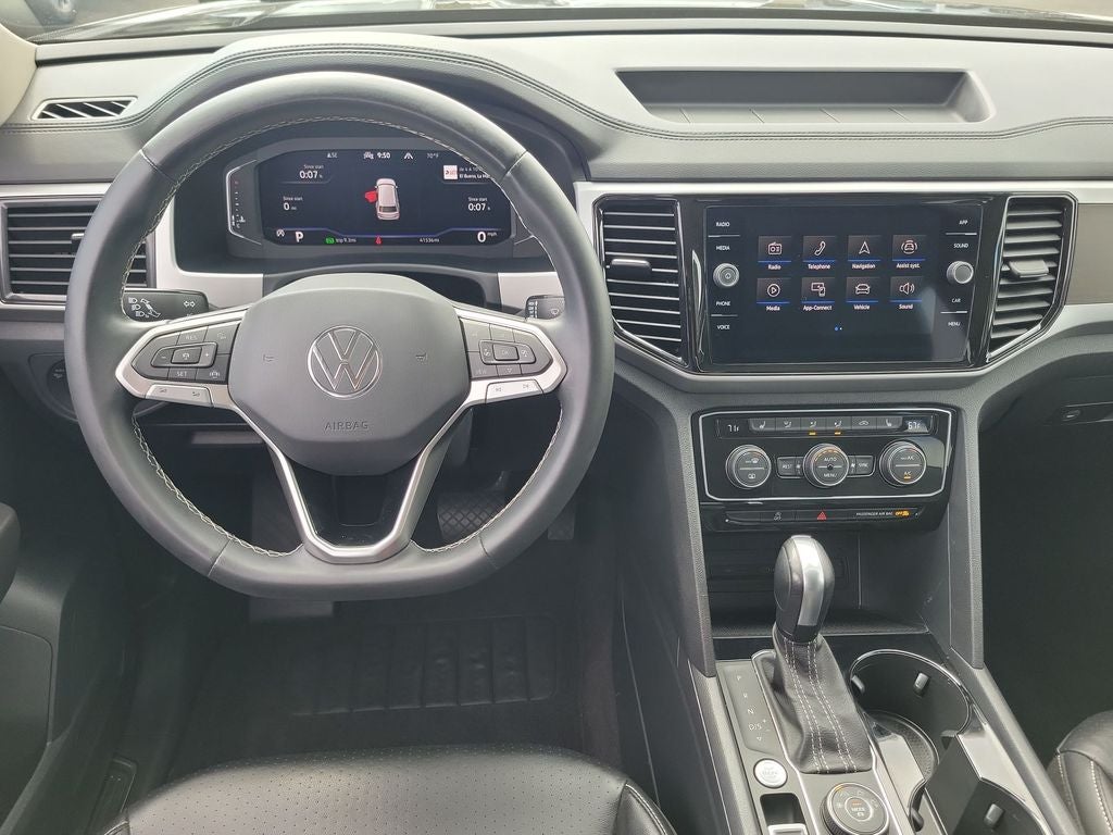 2022 Volkswagen Atlas 3.6L V6 SE w/Technology