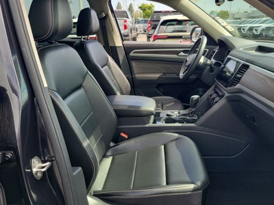 2022 Volkswagen Atlas 3.6L V6 SE w/Technology