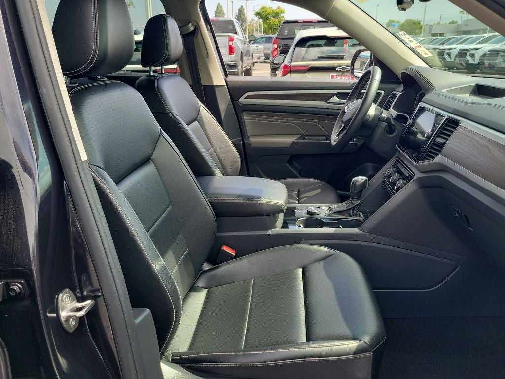 2022 Volkswagen Atlas 3.6L V6 SE w/Technology