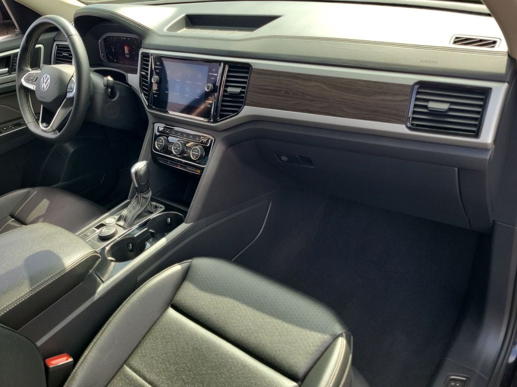 2022 Volkswagen Atlas 3.6L V6 SE w/Technology