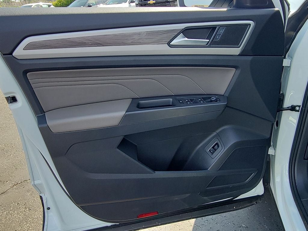 2023 Volkswagen Atlas Cross Sport 2.0T SE w/Technology