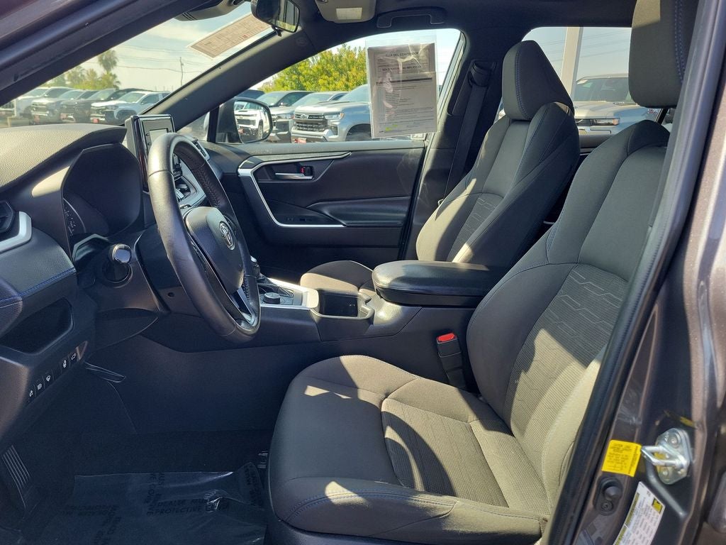 2022 Toyota Rav4 Hybrid SE