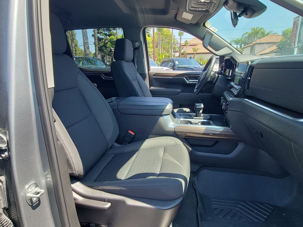 2025 Chevrolet Silverado 1500 LT Trail Boss