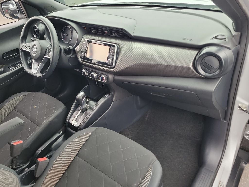 2019 Nissan Kicks S