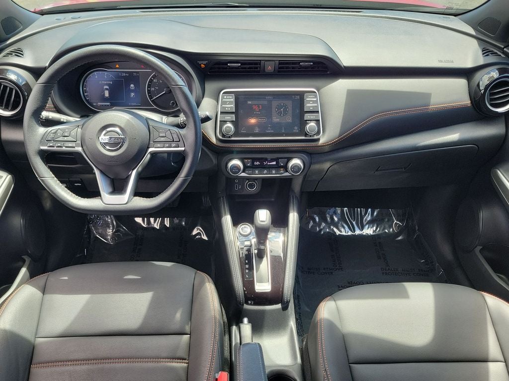 2020 Nissan Kicks SR