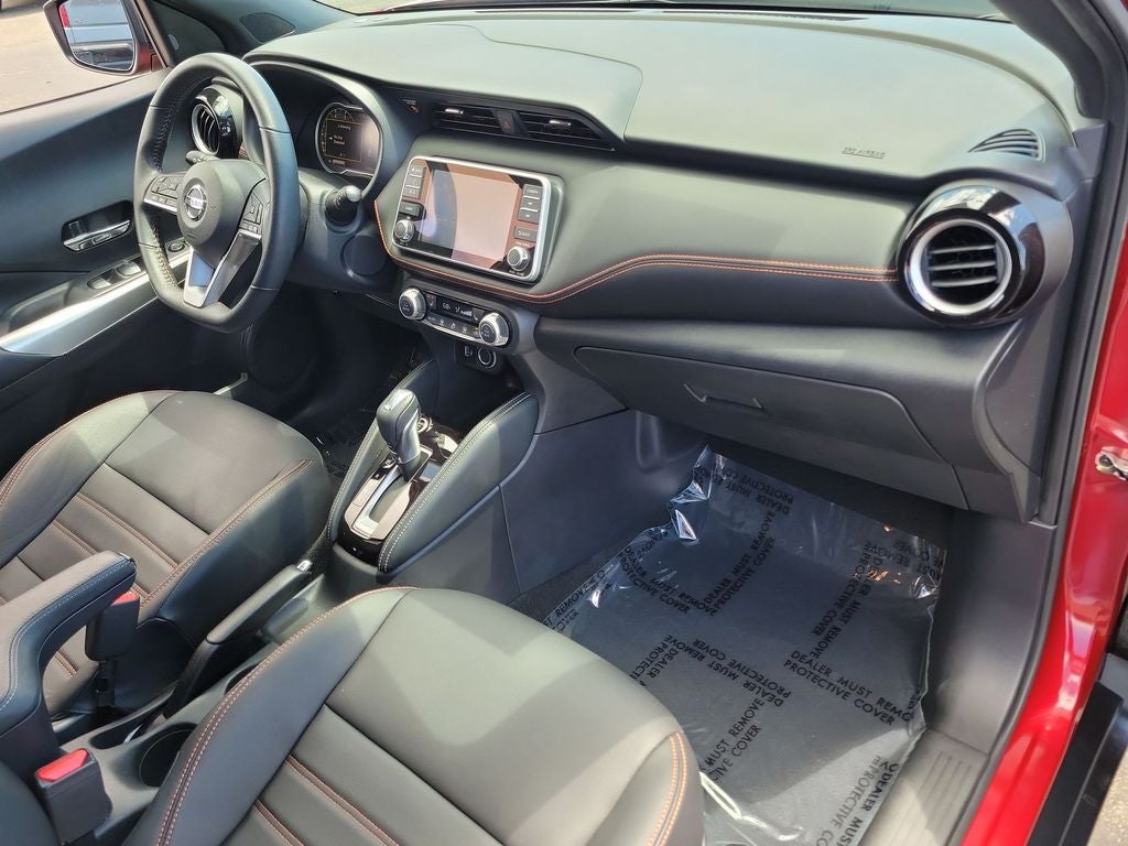2020 Nissan Kicks SR