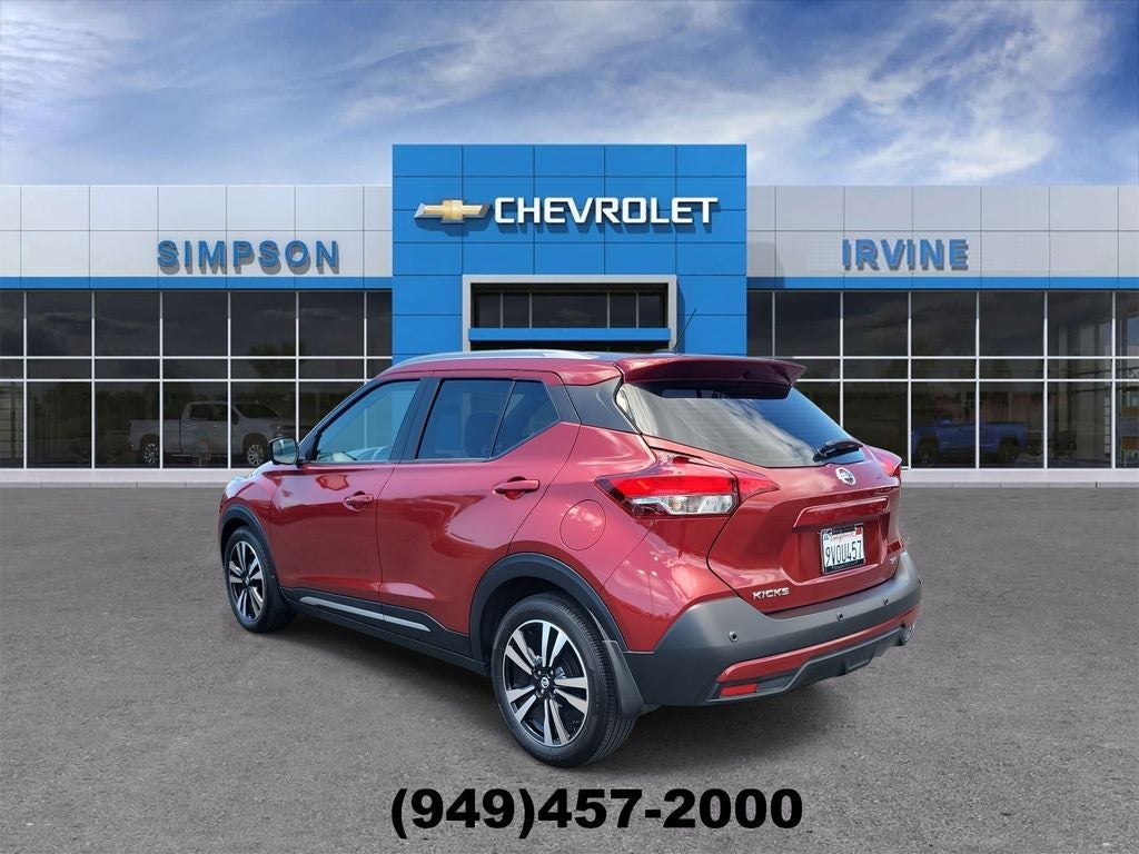 2020 Nissan Kicks SR