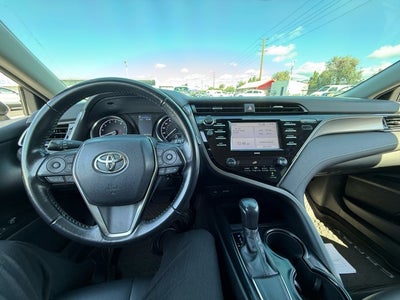 2020 Toyota Camry SE