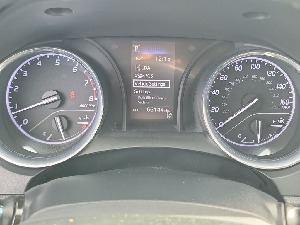 2020 Toyota Camry SE