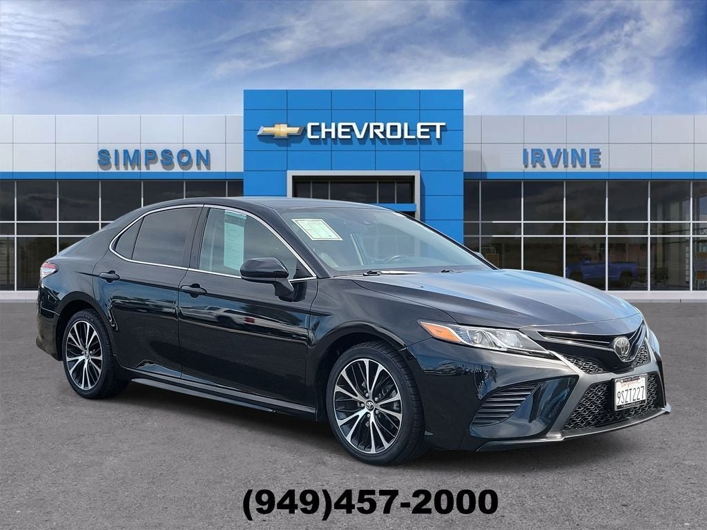 2020 Toyota Camry SE