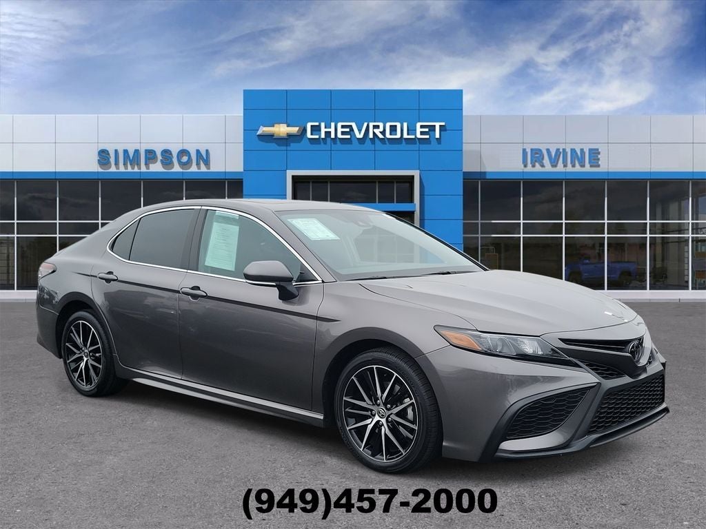 2022 Toyota Camry SE