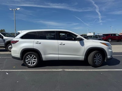 2015 Toyota Highlander LE V6