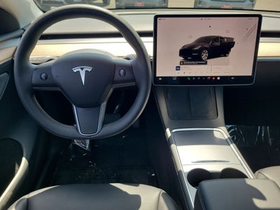 2024 Tesla Model Y Long Range