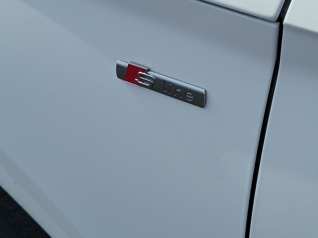 2023 Audi Q5 Sportback 45 S line Premium Plus
