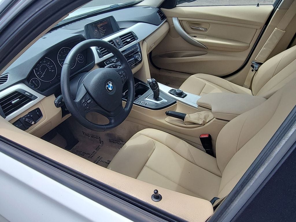 2016 BMW 3 Series 320i
