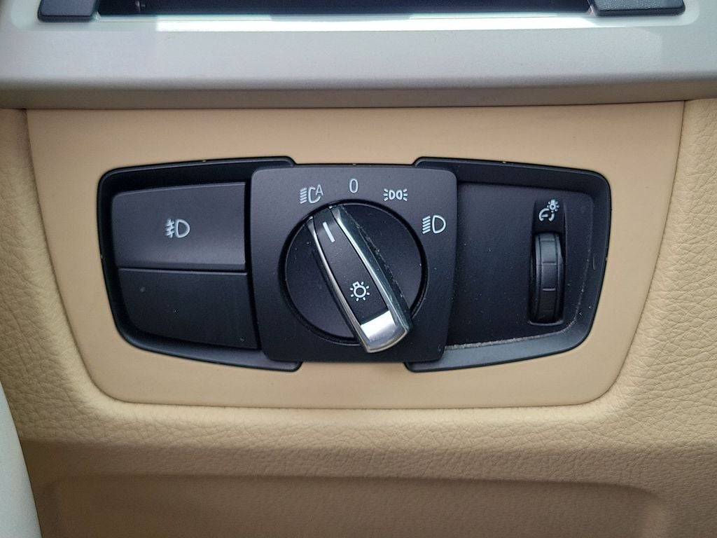 2016 BMW 3 Series 320i