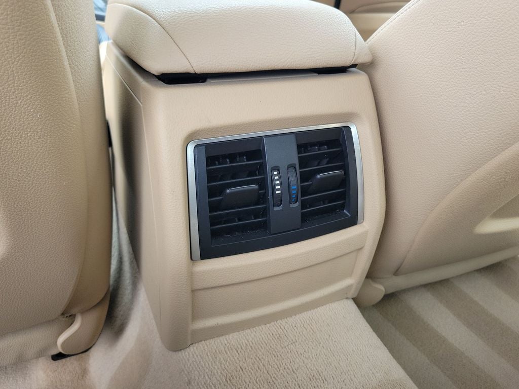 2016 BMW 3 Series 320i