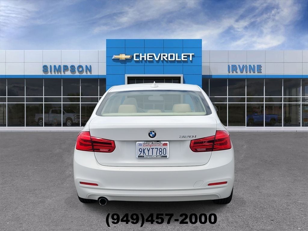 2016 BMW 3 Series 320i