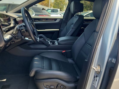 2024 Porsche Cayenne Coupe Base