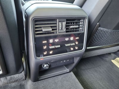 2024 Porsche Cayenne Coupe Base