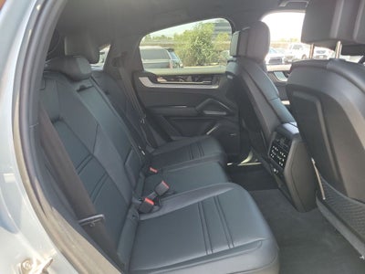 2024 Porsche Cayenne Coupe Base