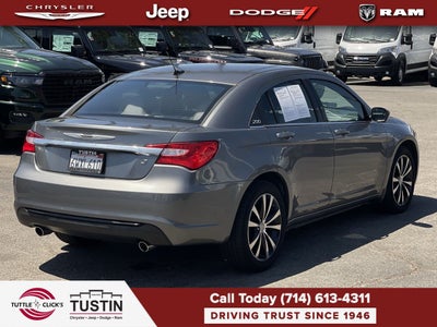 2012 Chrysler 200 Touring