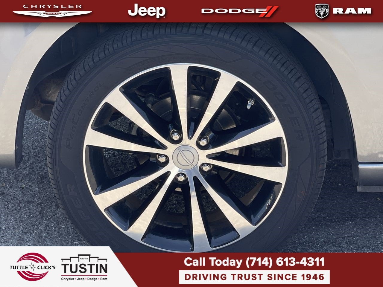 2012 Chrysler 200 Touring