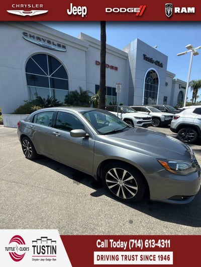 2012 Chrysler 200 Touring