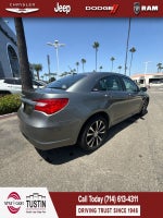 2012 Chrysler 200 Touring