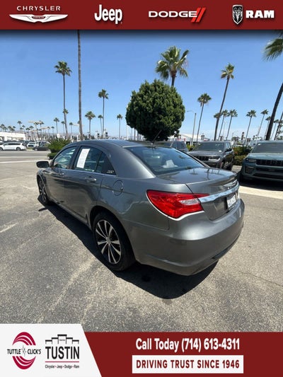 2012 Chrysler 200 Touring