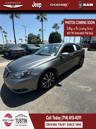 2012 Chrysler 200 Touring