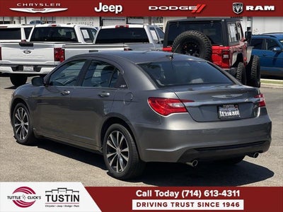 2012 Chrysler 200 Touring