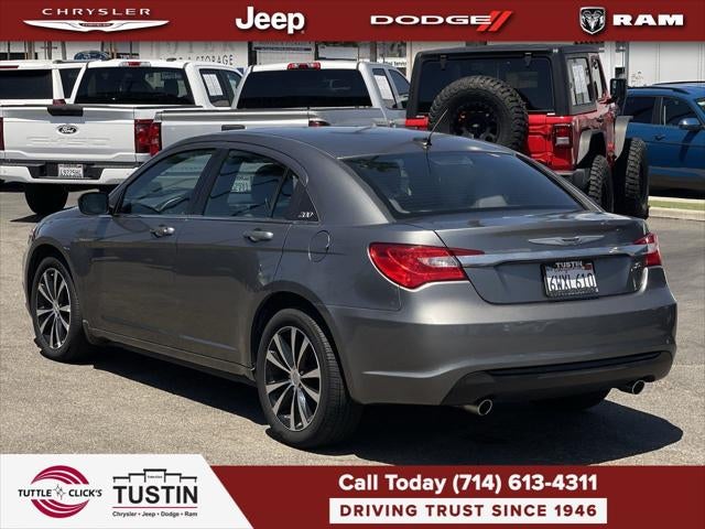 2012 Chrysler 200 Touring