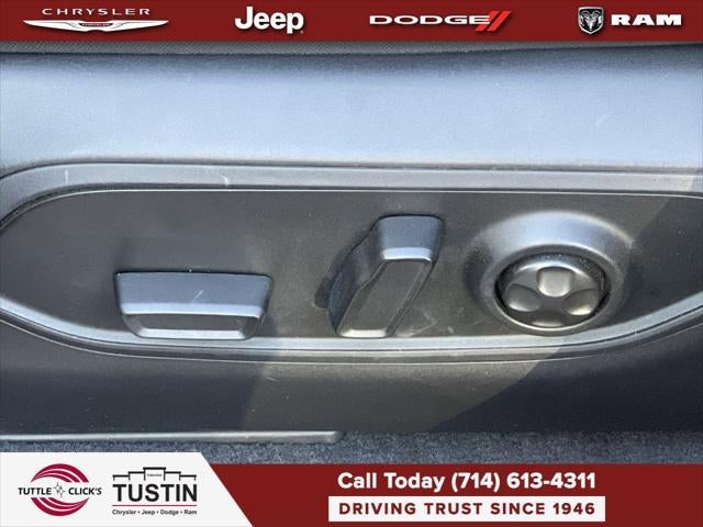 2023 Jeep Grand Cherokee Altitude 4x2