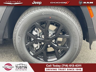 2026 Jeep Grand Cherokee GRAND CHEROKEE LAREDO ALTITUDE 4X2