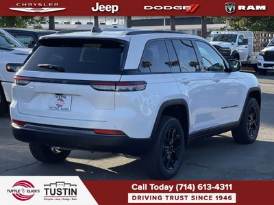 2026 Jeep Grand Cherokee GRAND CHEROKEE LAREDO ALTITUDE 4X2