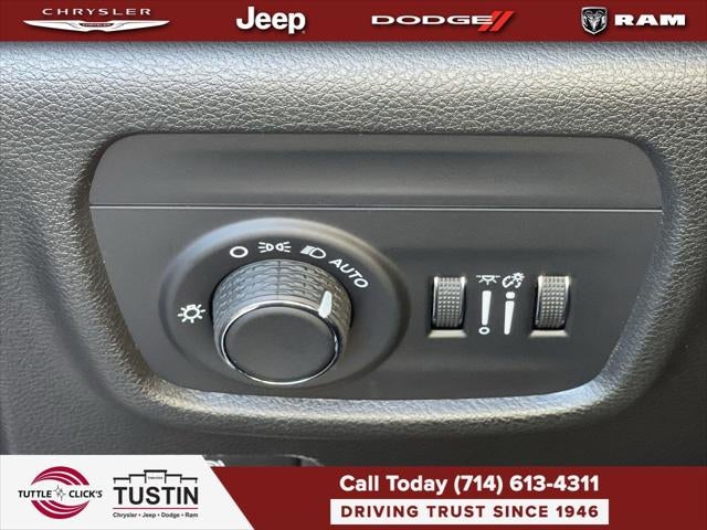 2026 Jeep Grand Cherokee GRAND CHEROKEE LAREDO ALTITUDE 4X2